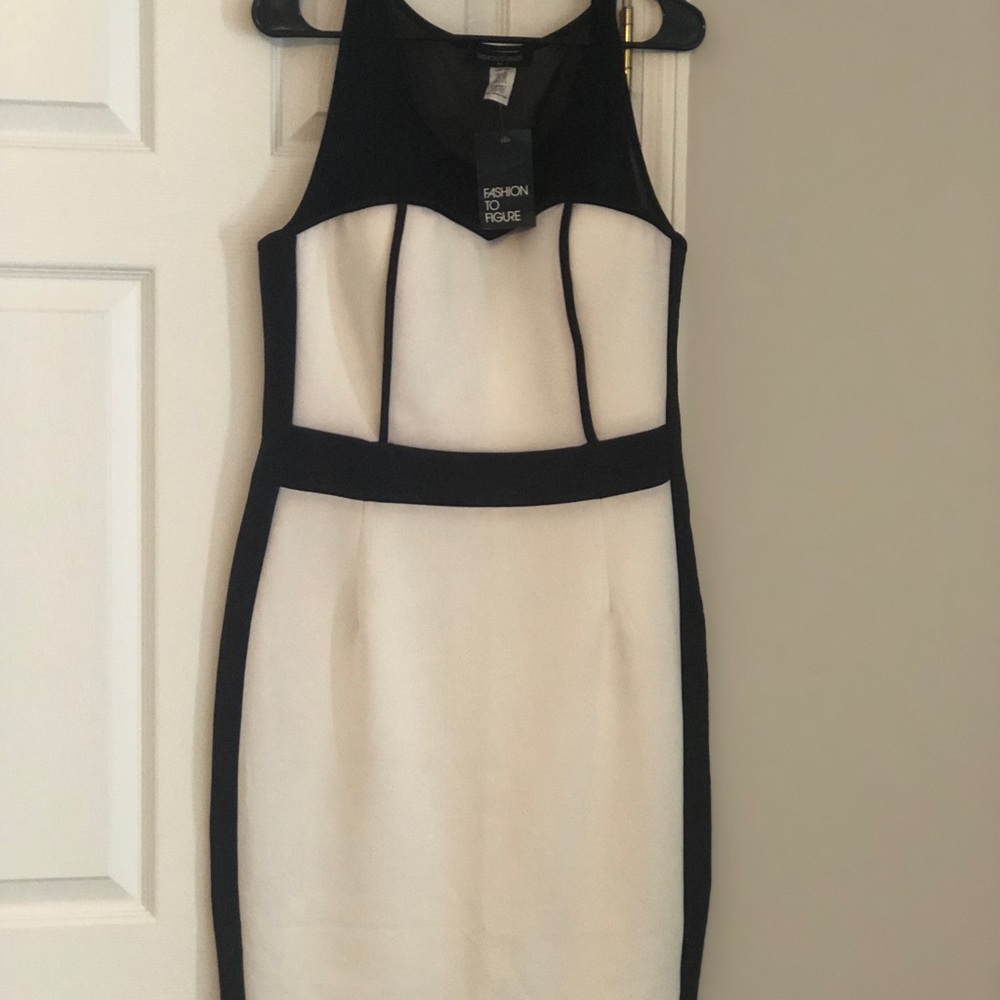 Fashion 2 Figure Colorblock MIDI
